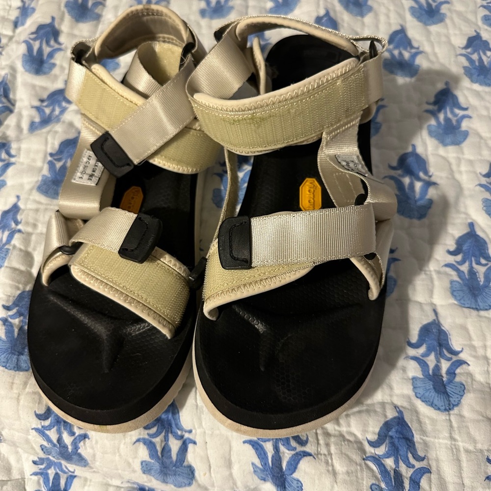 APC SUICOKE in Black and Cream Men’s 8